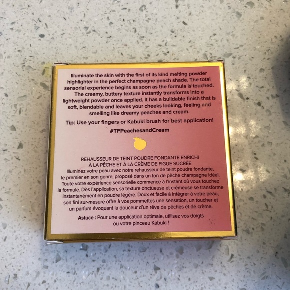Too Faced Peach Frost Melting Powder Highlighter - Picture 4 of 4